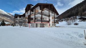 Quiet corner with charm in Obergesteln durante o inverno