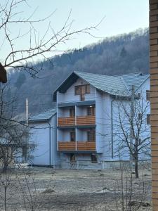 Galería fotográfica de Садиба У Тулайдана en Kvasy 6 fotos más