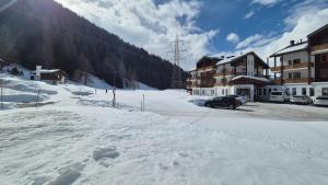 Quiet corner with charm in Obergesteln durante o inverno