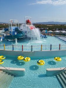 Bazén v ubytování Blue Lagoon Queen nebo v jeho okolí