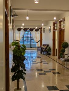 Imagen de la galería de Hills View Hotel, en Abbottābād