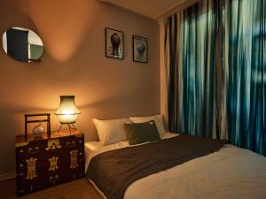 Postel nebo postele na pokoji v ubytování Stay Hankan 모던코리아라이프