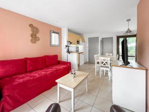 Dapur atau dapur kecil di Terrasse privée, piscine, à 5 mn de la plage