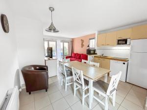Dapur atau dapur kecil di Terrasse privée, piscine, à 5 mn de la plage +50 gambar