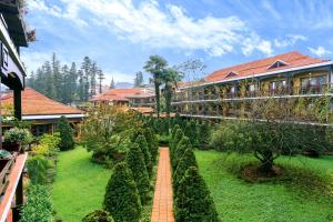 Zahrada ubytování Sapa Mountain Resort Affiliated by Melia