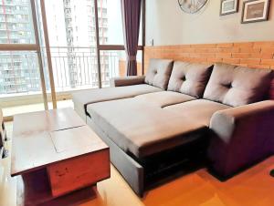 Fotografie z fotogalerie ubytování Stylish 3BR Rasuna Apt with Pool, Gym,Wi-Fi, Netflix by 2ndHome v destinaci Jakarta