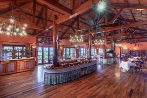 Restaurace v ubytování Sapa Mountain Resort Affiliated by Melia