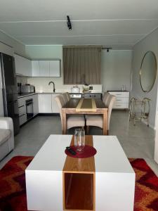Dapur atau dapur kecil di UNIT 1487 The blyde crystal lagoon
