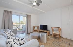 Zona de estar de Luxury Coastal Retreat