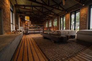 Posezení v ubytování The RamShed