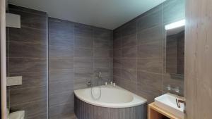 Vannituba majutusasutuses Les Mayens MB 002 - LUXURY apartment 6 pers