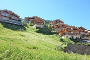 Loodusmaastik apartemendi lähedal +11 fotot