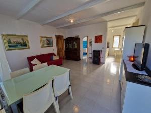 Μια τηλεόραση ή/και κέντρο ψυχαγωγίας στο Villa Sole