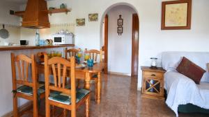 Kuchyň nebo kuchyňský kout v ubytování Villa La Lomilla