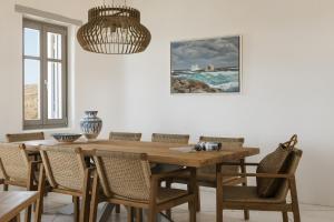 Φωτογραφία από το άλμπουμ του Luxury 5BDR Retreat in Mykonos στον Καλαφάτη