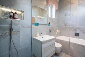 Ένα μπάνιο στο Gibshiel Farm Bed and Breakfast
