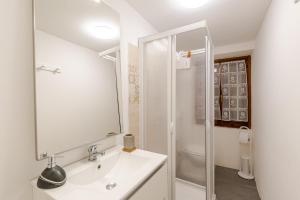 Ένα μπάνιο στο Offerta del Giorno! Studio Zen con Parcheggio gratuito e Check In Automatico 24 ore su 24