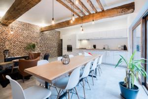 Posezení v ubytování La Grange de Liège - 1 bedroom - pkg by FineNest + 114 fotografií