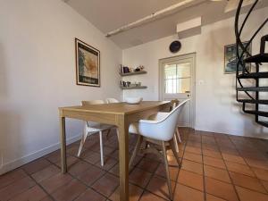 Ảnh trong thư viện ảnh của Maison 4 pièces 6 couchages Saint Denis d'Oléron SDO000-382 ở Saint-Denis-dʼOléron