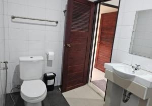 Ένα μπάνιο στο Stoner Guest House