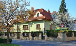 Budova, v ktorej sa ubytovanie bed & breakfast nachádza