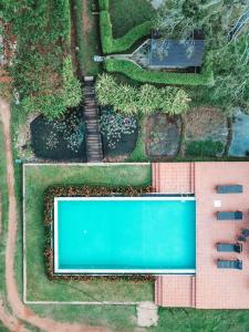 Bazén v ubytování Lolu Village Resort nebo v jeho okolí