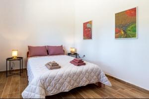 Ένα ή περισσότερα κρεβάτια σε δωμάτιο στο Teachers' House +23 φωτογραφίες