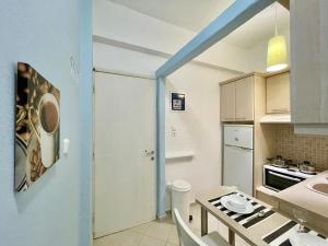 Kuchyň nebo kuchyňský kout v ubytování BLE, Oneiropagida, Aegina