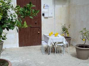 Fotografie z fotogalerie ubytování B&B Le Lumìe "Il Cortiletto Del Centro" v destinaci Agrigento