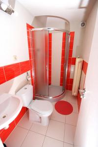 Vonios kambarys apgyvendinimo įstaigoje Privat Kohut