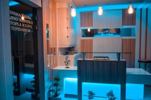 Kuchyň nebo kuchyňský kout v ubytování Wellness & Spa - Hotel Oaza