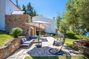 Gallery image of Viorelis Sea View Villa in Kassandria