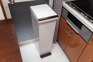Cucina o angolo cottura di 015T Y's INN 有客 瑞江 瑞江駅まで徒歩6分新宿まで乗換なし36分 3階建貸切 大人数向け ドンキそば