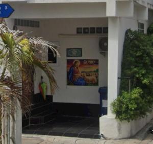 Billede fra billedgalleriet på Jatujak Bangkok guesthouse R8 i Sathani Bang Su + 2 billeder