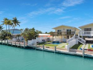 Πισίνα στο ή κοντά στο Tropical Therapy