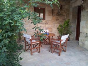 Patio alebo iná vonkajšia časť ubytovania O Ilios House