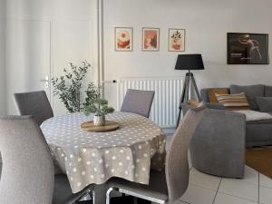 Posedenie v ubytovaní Appartement Chopin au coeur de Nancy