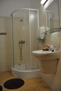 Et badeværelse på Baza Noclegowa na Barbarce + 26 billeder