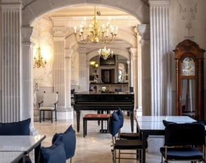 Hotel Alameda Grand的休息区