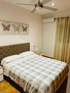 Postel nebo postele na pokoji v ubytování Piso Abril