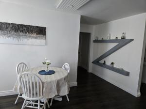 Φωτογραφία από το άλμπουμ του Market place room 1 σε Saint John