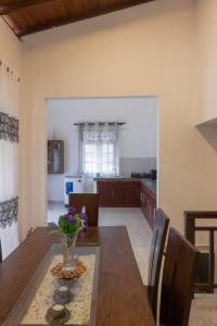 Posezení v ubytování Spacious Entire House in Colombo + 28 fotografií