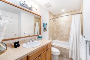 Bilik mandi di South Bay Beach Club #8 - 2-Bedroom 2-Bathroom Unit +6 gambar