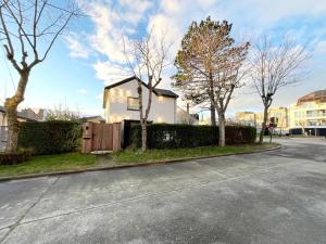 Φωτογραφία από το άλμπουμ του Villa in Wenduine near the Beach σε Wenduine