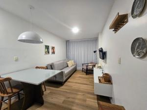 Χώρος καθιστικού στο Apê Lindo de viver no Manhattan home service 1602