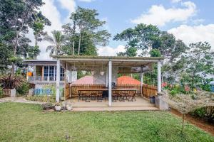 Zahrada ubytování Rainbow Glamping