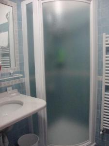 Kúpeľňa v ubytovaní B&B Rendena Chalet