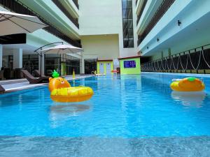 Foto sihtkohas Mabalacat asuva majutusasutuse The Glory Hotel and Residence Clark Pampanga galeriist +17 fotot