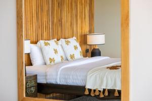 Ένα ή περισσότερα κρεβάτια σε δωμάτιο στο Villa Olivia 3BR Sea View Private Pool +36 φωτογραφίες