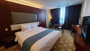 TV a/nebo společenská místnost v ubytování Sun Valley Hotel